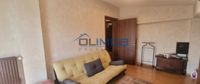 Dsamaroia vânzare apartament 3 camere dispus pe 2 etaje