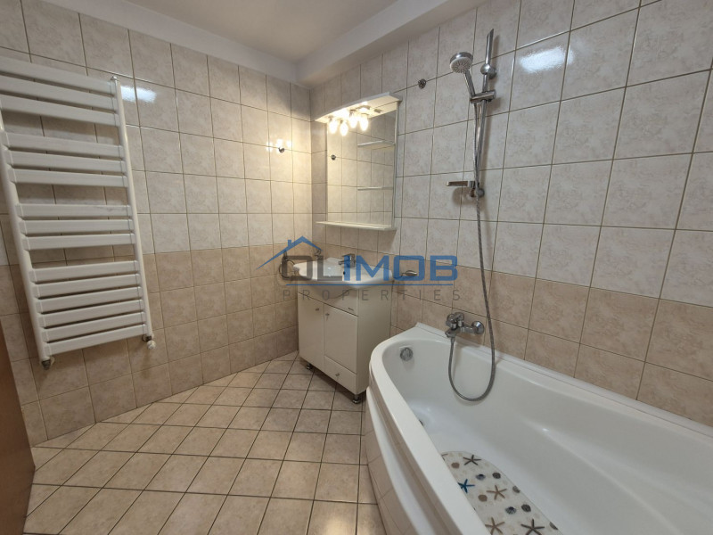 Apartament cu 3 camere, vedere catre Parcul Herastrau