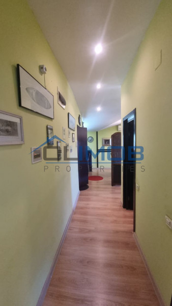 Vânzare apartament 4 camere de lux – vedere la mare, zona Primăria Constanța / C