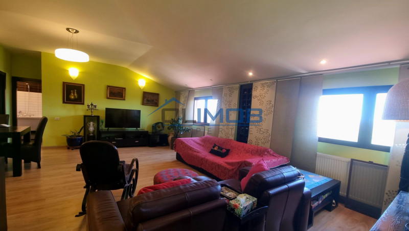 Vânzare apartament 4 camere de lux – vedere la mare, zona Primăria Constanța / C