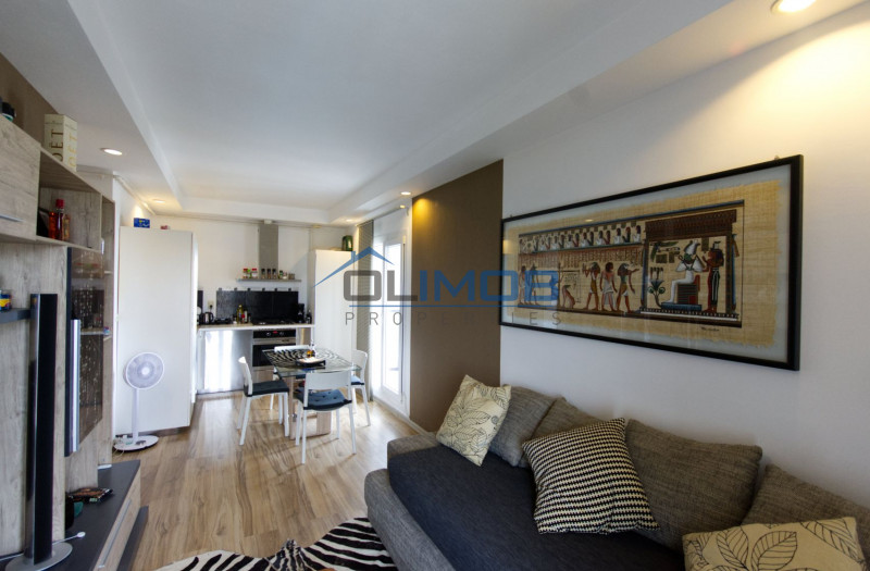 Apartament 2 camere de vânzare în Cosmopolis, mobilat, utilat  boxa inclusa 