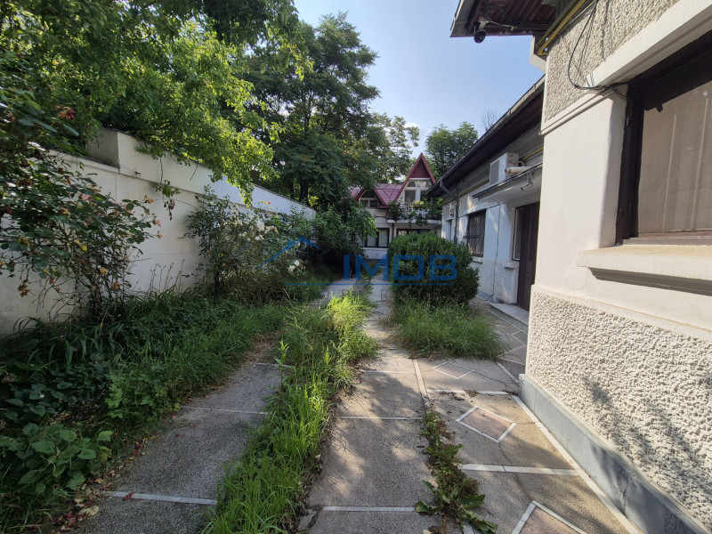 Proprietate unica de vanzare in Crangasi – aproape de Podul Grant