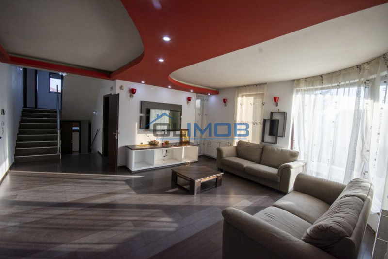 VIla cocheta Pipera zona Brd