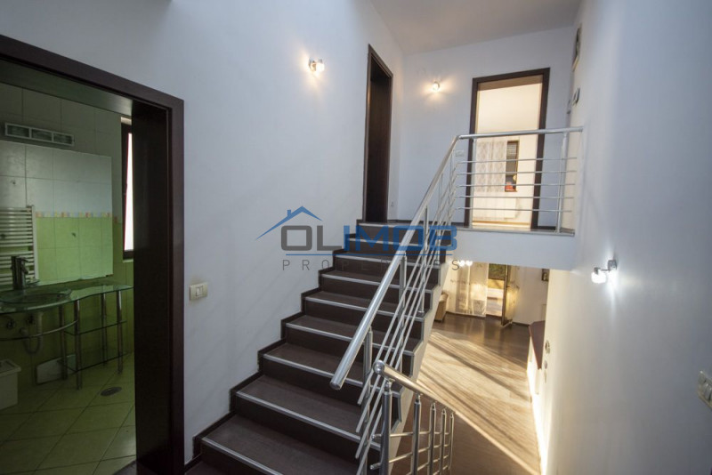 VIla cocheta Pipera zona Brd