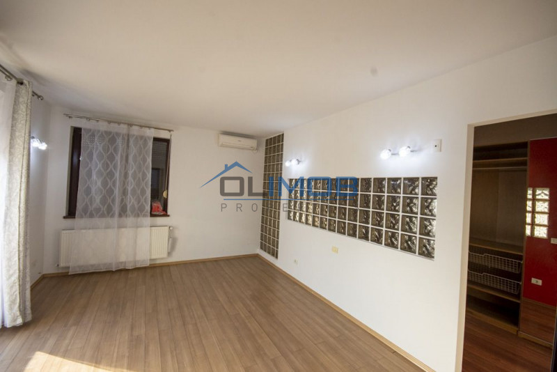 VIla cocheta Pipera zona Brd