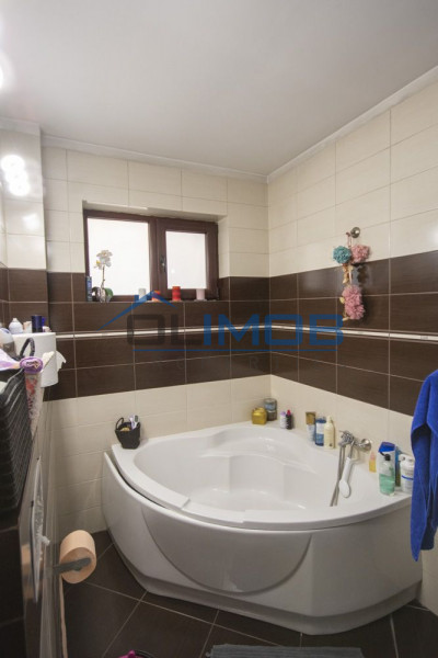 VIla cocheta Pipera zona Brd