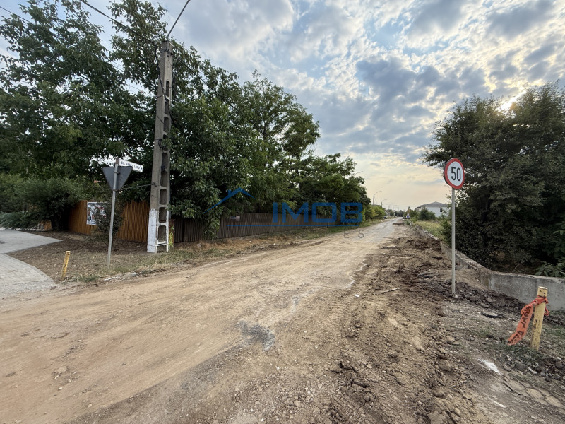 Casa cu teren, tripla deschidere strada Tunari-Dimieni 