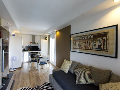 Apartament 2 camere de vânzare în Cosmopolis, mobilat, utilat  boxa inclusa 
