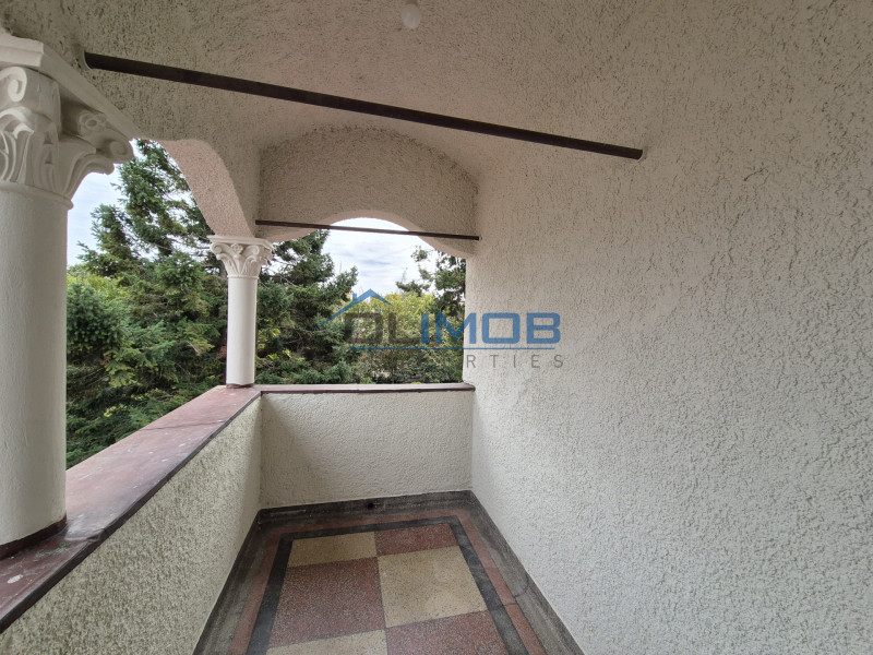 Primaverii inchiriere apartament 4 camere in vila