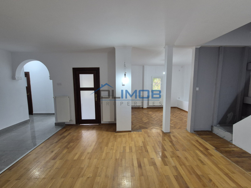 Primaverii inchiriere apartament 4 camere in vila