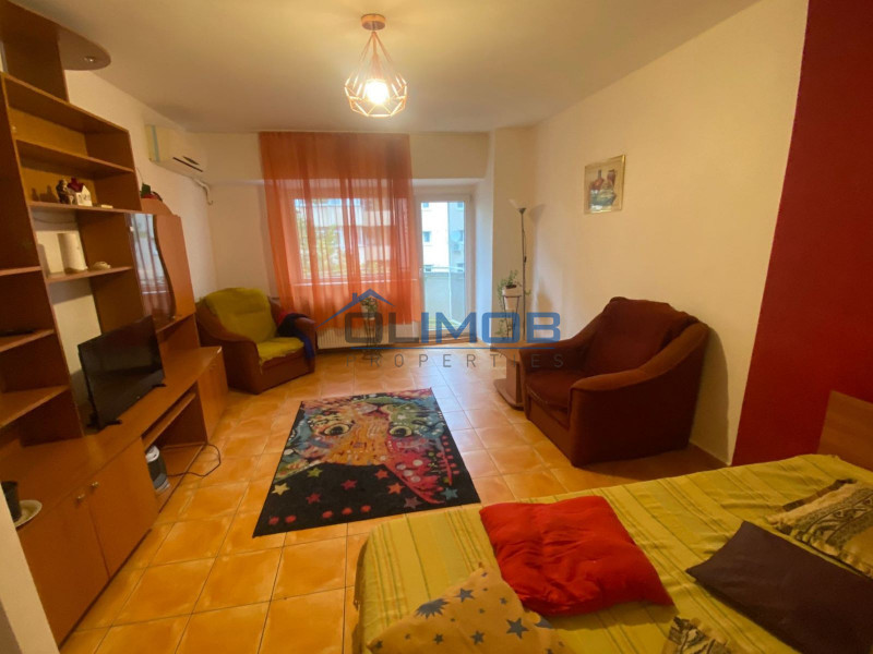 Comics Club | Nerva Traian