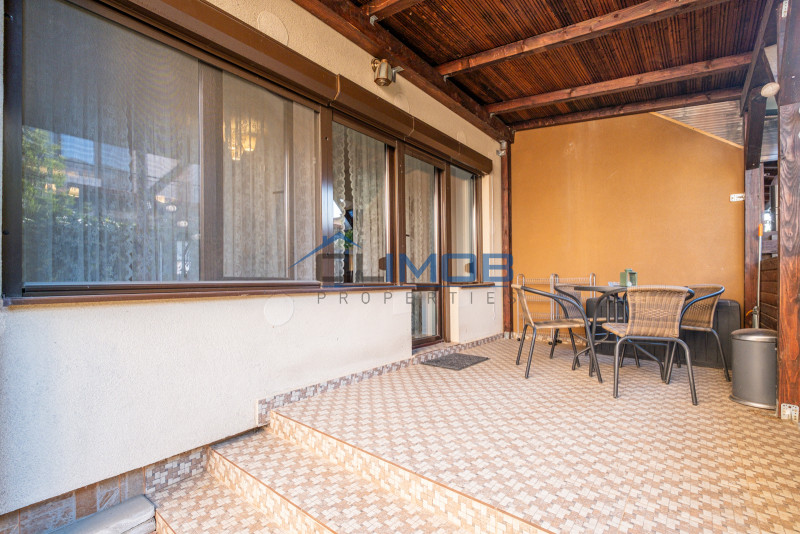 Casă de vânzare în Otopeni, complex rezidențial liniștit și prietenos