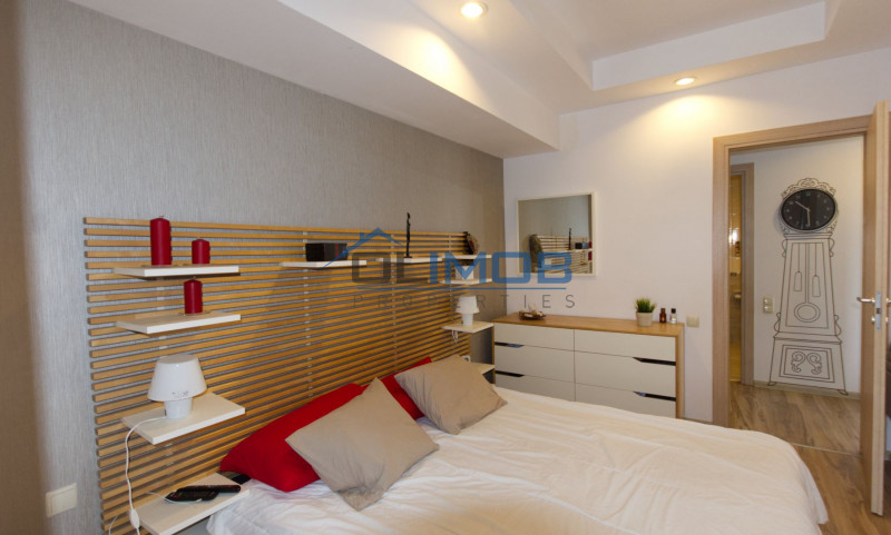 Apartament 2 camere de vânzare în Cosmopolis, mobilat, utilat  boxa inclusa 