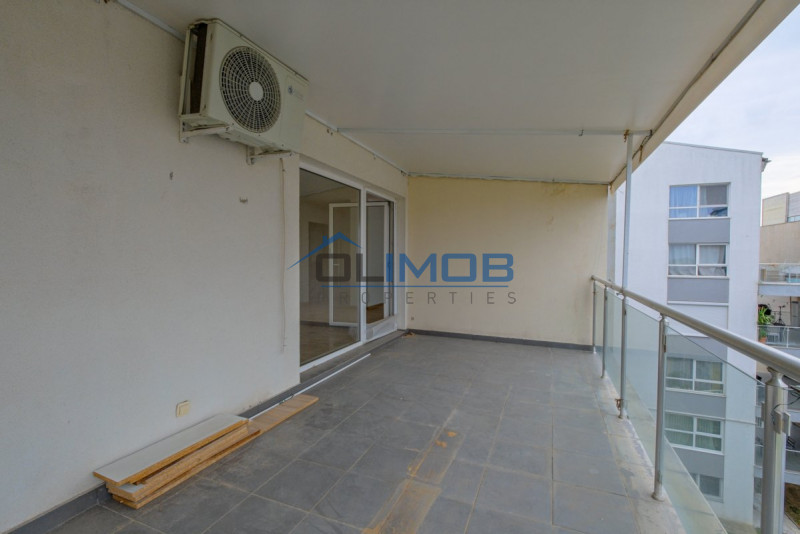 Apartament spațios 3 camere, 3bai, 2 locuri de parcare incluse