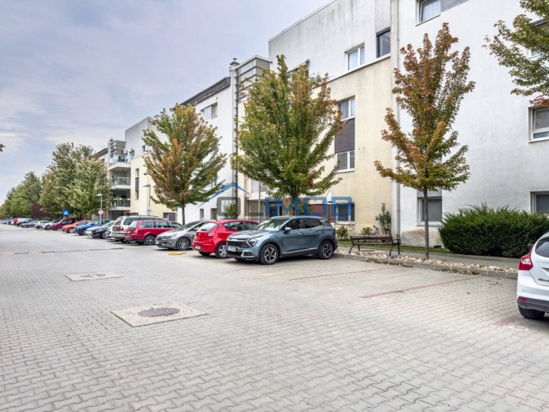 Apartament spațios 3 camere, 3bai, 2 locuri de parcare incluse