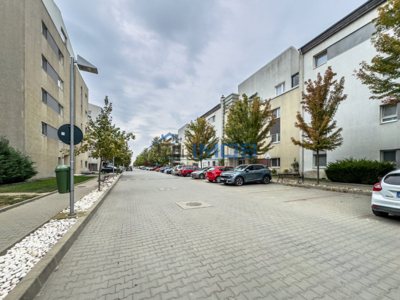 Apartament spațios 3 camere, 3bai, 2 locuri de parcare incluse