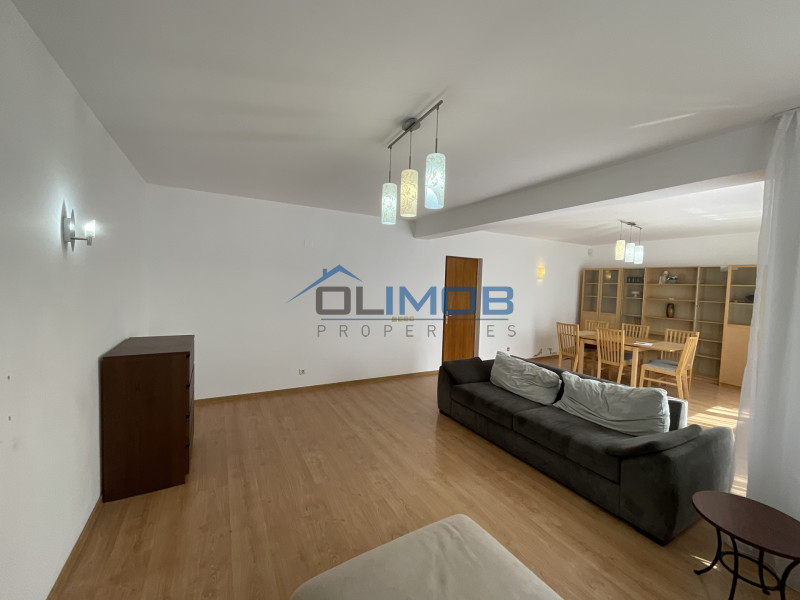 Închiriere vilă modernă în ansamblul rezidențial Pipera