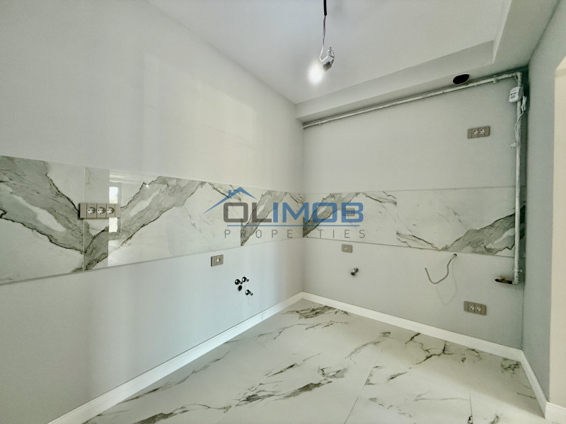 Unirii, apartament cu terasa spre SUD, gata de mutat