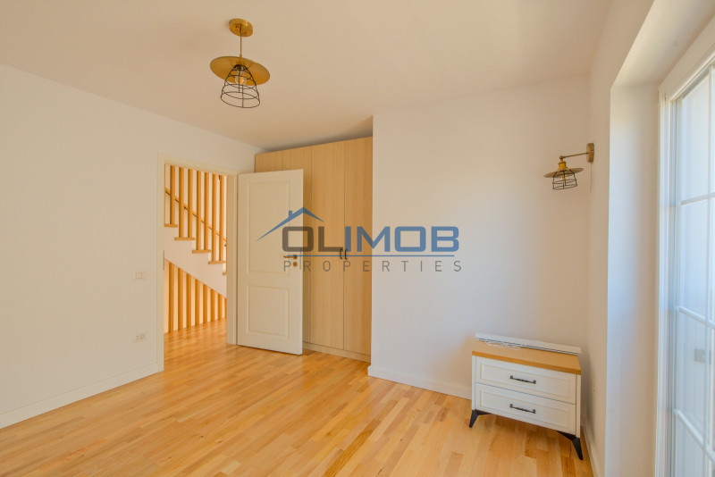 VIla cozy in Otopeni - complex rezidential 