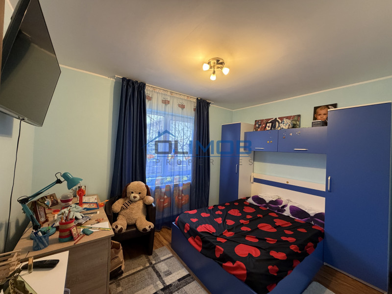 Casă individuală de vânzare în Tărtășești – curte mare 500 mp, zonă verde 