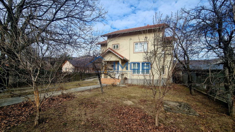 Casă în Chiojdu, Buzău – Plaiul Bâscilor Ideală pentru Pensiune, Casa de vacanta