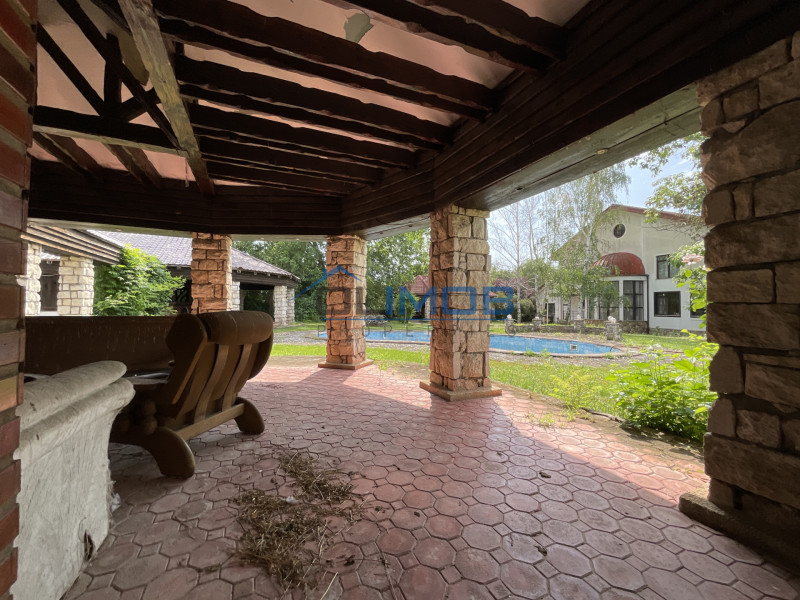 Vilă  cu Vedere si acces  la Lac Snaov–  visul tău din Izvorani