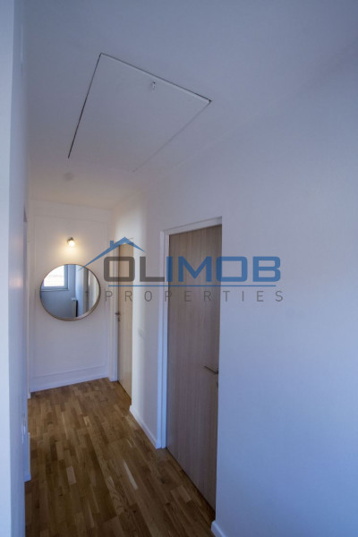 Vilă individuală cu piscină de închiriat în ansamblu rezidențial zona OMVD