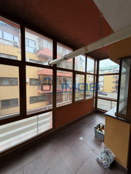 Apartament 3 camere Otopeni – Mobilat, Utilat, Parcare Inclusă