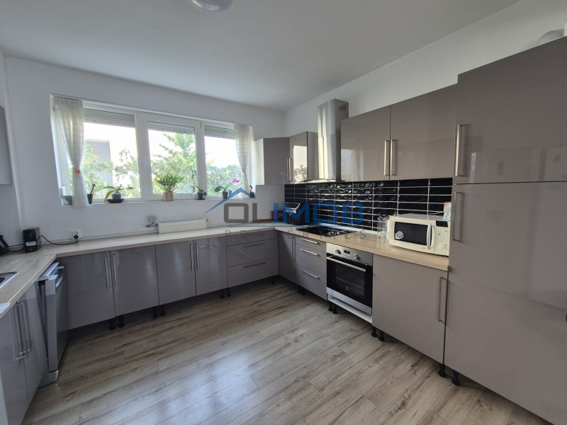 Vila vanzare cartier Henri Coanda