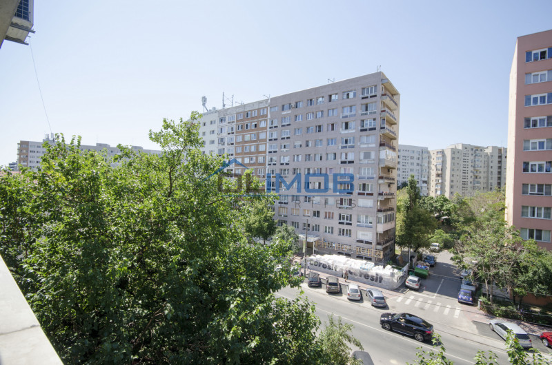 Metrou Dristor garsoniera mobilata