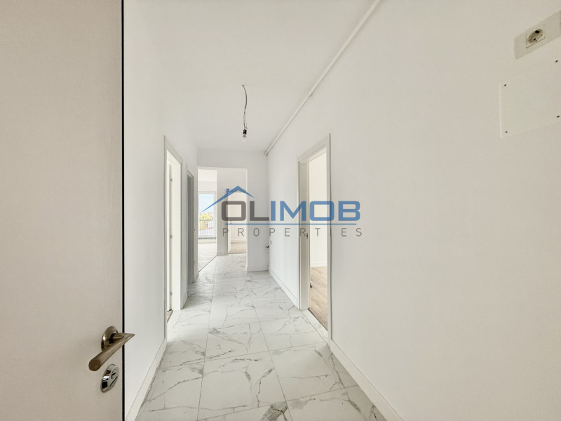 Pipera Azur acces A3 spatiu parter cu terasa 