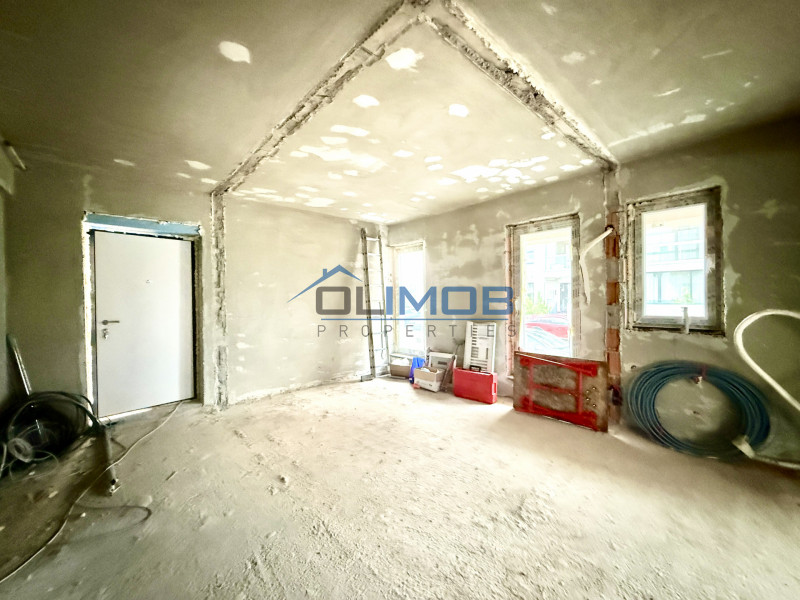 Pipera Azur acces A3 spatiu parter cu terasa 