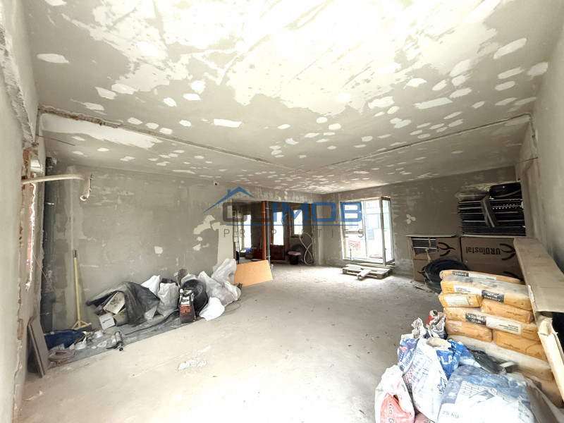 Pipera Azur acces A3 spatiu parter cu terasa 