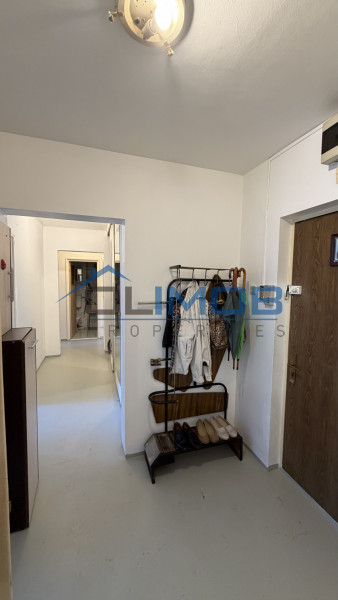 Apartament 3 camere de vânzare – Bucureștii Noi / Pajura