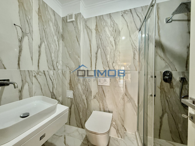 Unirii, 4 camere si  2 parcari  de la dezvoltator