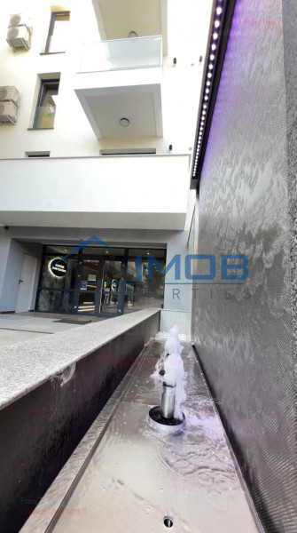 Unirii, 4 camere si  2 parcari  de la dezvoltator