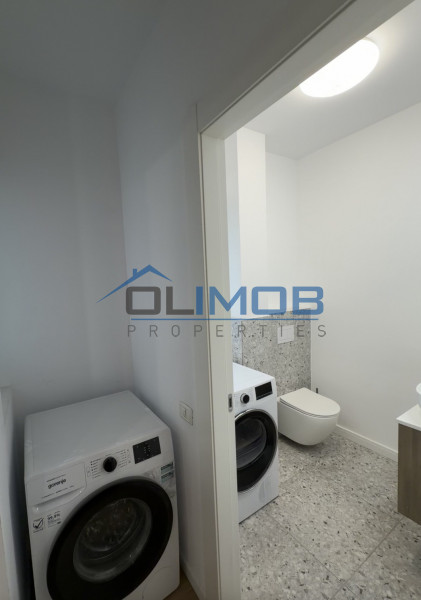 Vilă modernă cu 5 camere de închiriat în complex rezidential, Pipera 