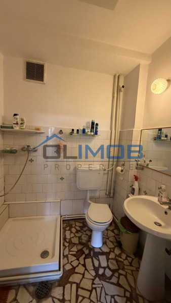 Vilă P+1 de vânzare la 3 km de Pitești | Teren 640 m