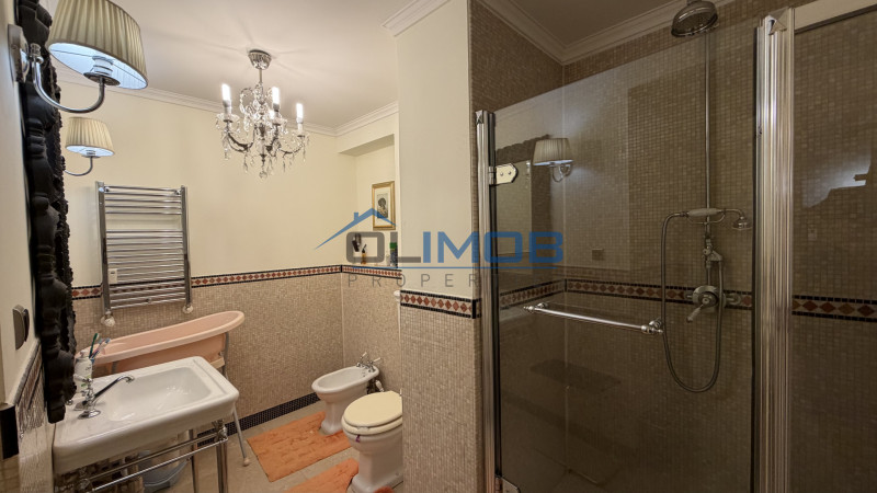 Apartament 3 camere, finisaje unice,  cu terasă, vedere la pârtie 