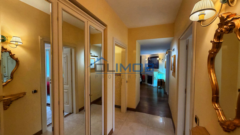 Apartament 3 camere, finisaje unice,  cu terasă, vedere la pârtie 