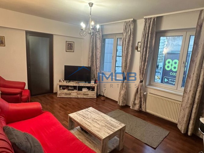 UNIVERSITATE | metrou