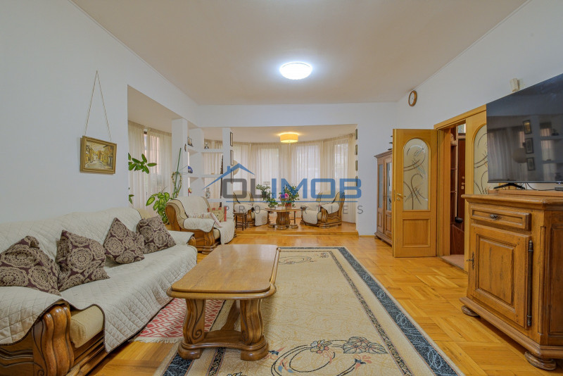 Vila Iancu Nicolae – între Grădina Zoo și Jolie Ville | Liniște, spațiu și confo