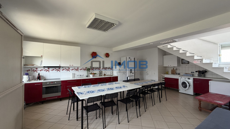 Vilă de închiriat în Tărtășești – spațiu generos pentru firmă, birouri , cazare