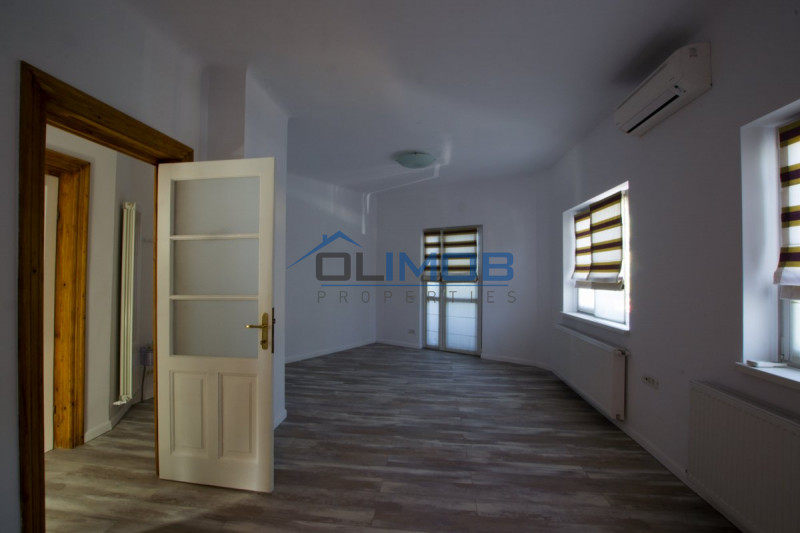 Apartament cochet in vila ideal locuinta sau birou