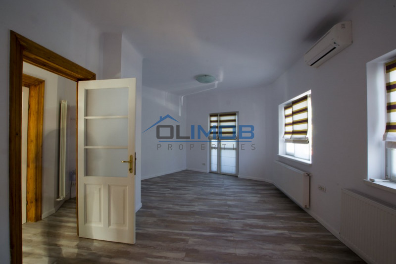 Apartament cochet in vila ideal locuinta sau birou