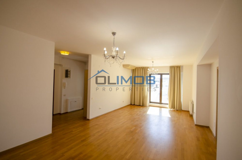 Satul Francez apartament 4 camere bloc finalizat