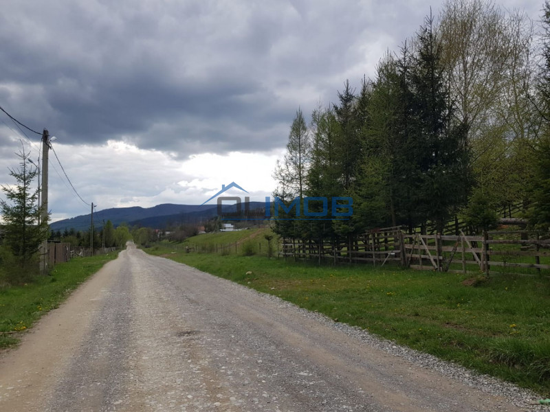 Valea Doftanei – Traisteni teren 2000 mp