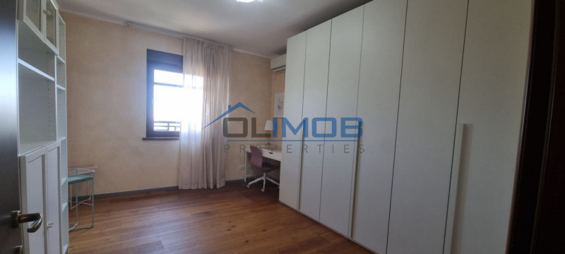 Apartament 3 camere de inchiriat - Sisesti loc parcare  suprateran